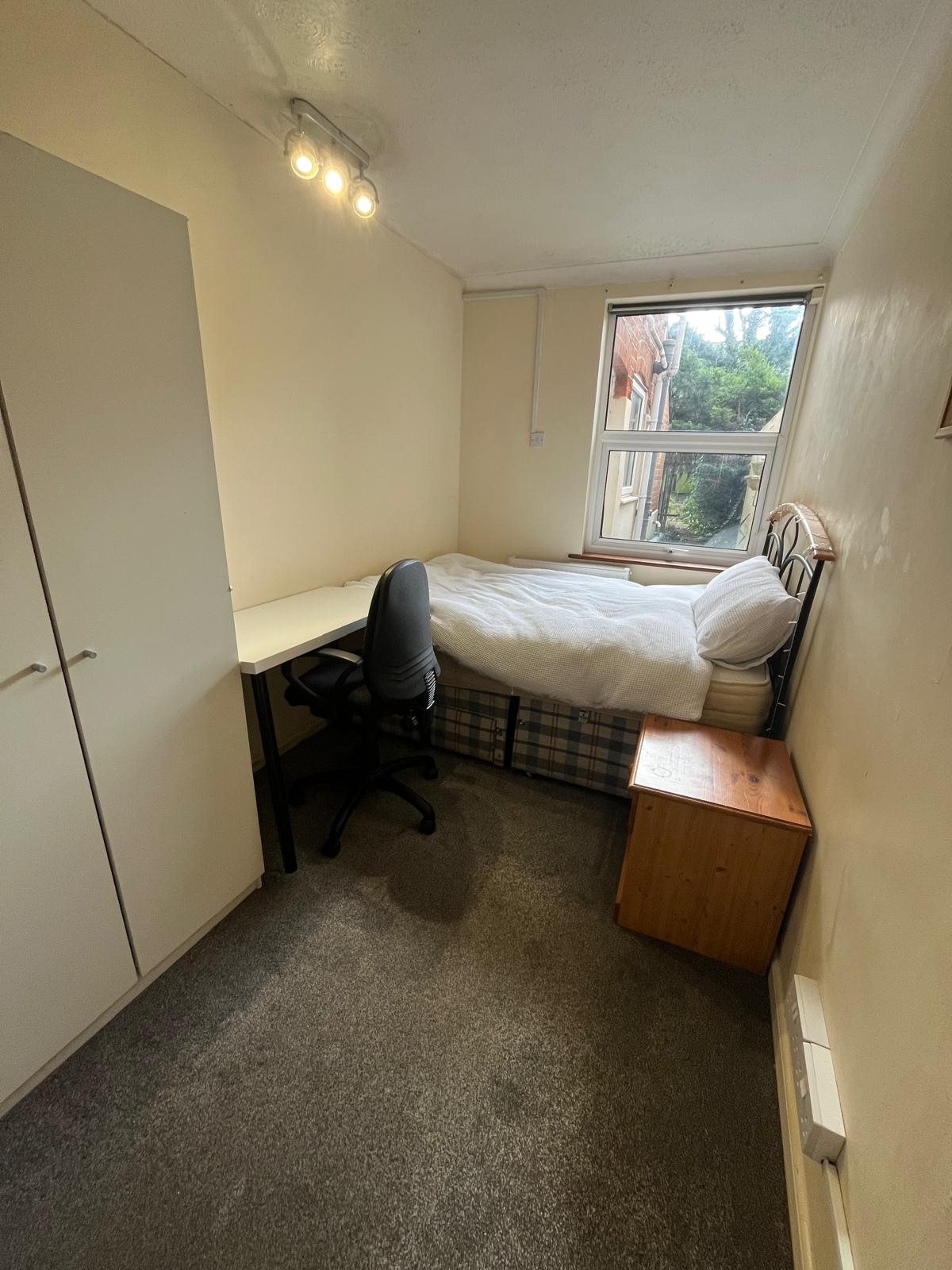 3 bed house to rent in Hythe Hill, Colchester, CO1  - Property Image 11