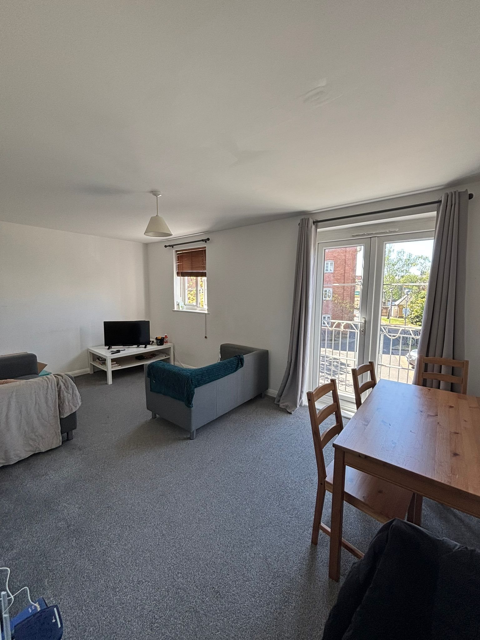2 bed flat to rent in Hardies Point, , CO2  - Property Image 1