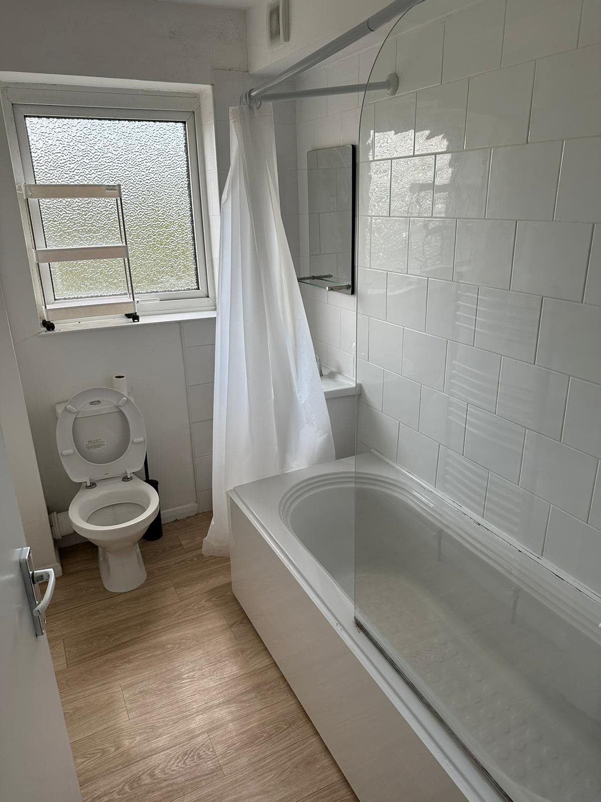 1 bed house / flat share to rent in Britten Close, , CO4  - Property Image 6