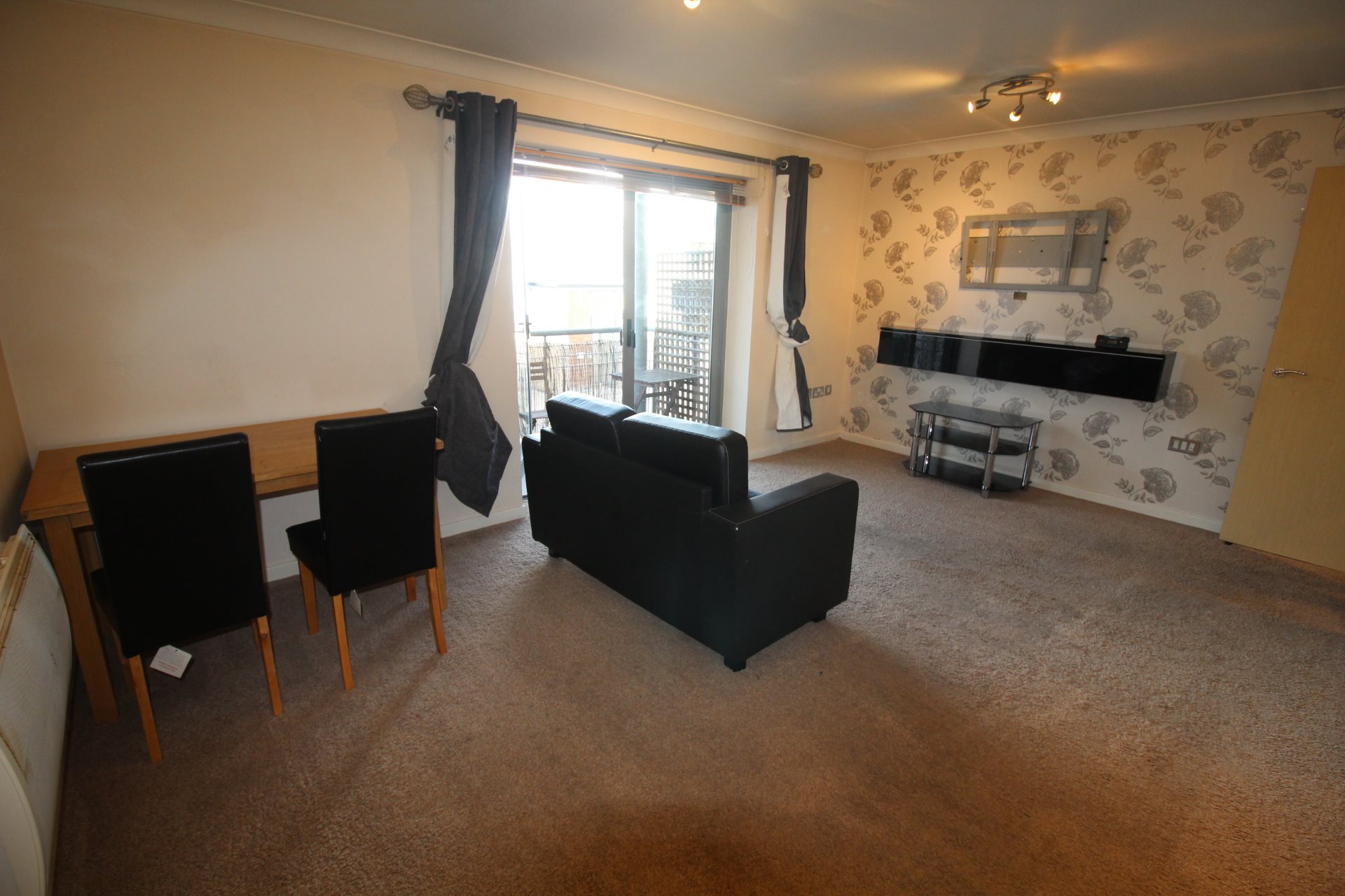 1 bed flat to rent in Quayside Drive, Hythe, CO2 2