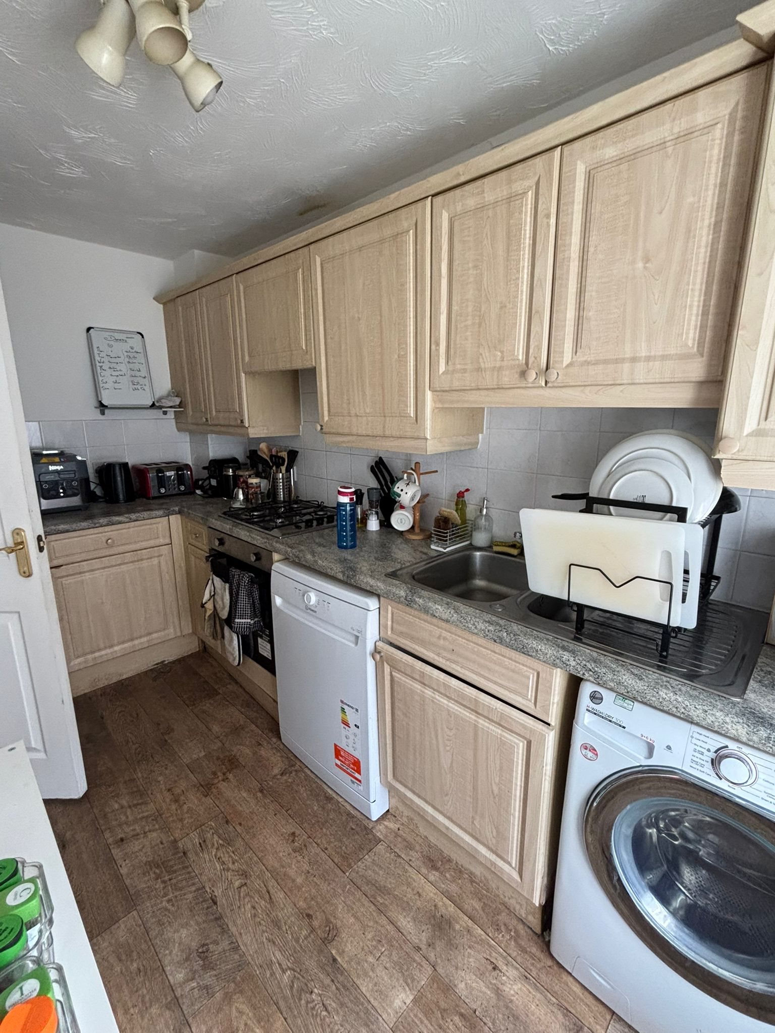 3 bed town house to rent in Hatcher Crescent, Hythe, CO2  - Property Image 2