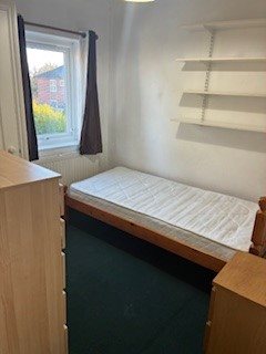 2 bed house to rent in Magdalen Street, Colchester, CO1 6