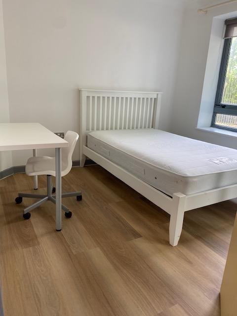 2 bed apartment to rent in Quayside Drive, Hythe, CO2 4