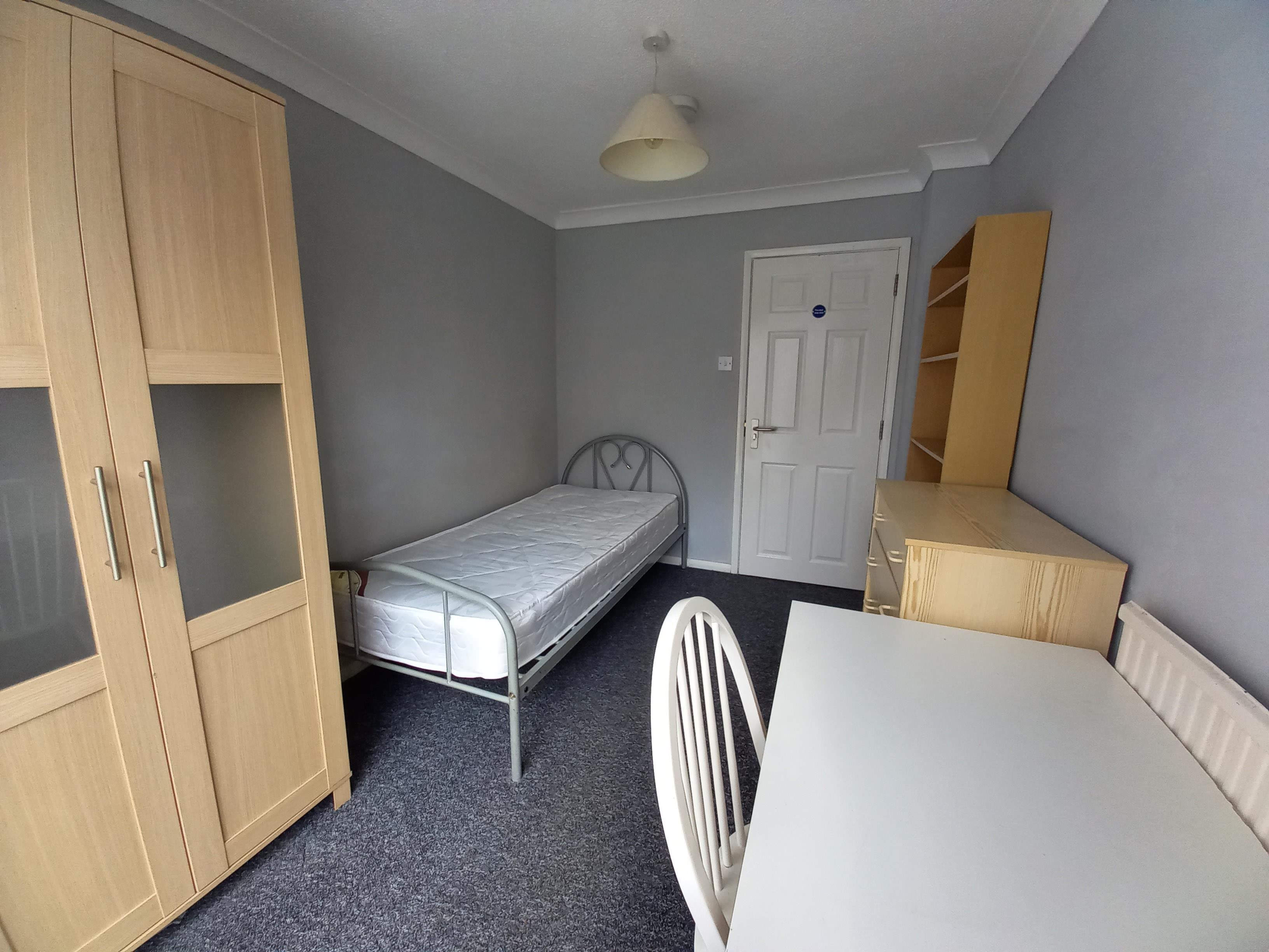 1 bed house / flat share to rent in Petworth Close, Wivenhoe, CO7 7