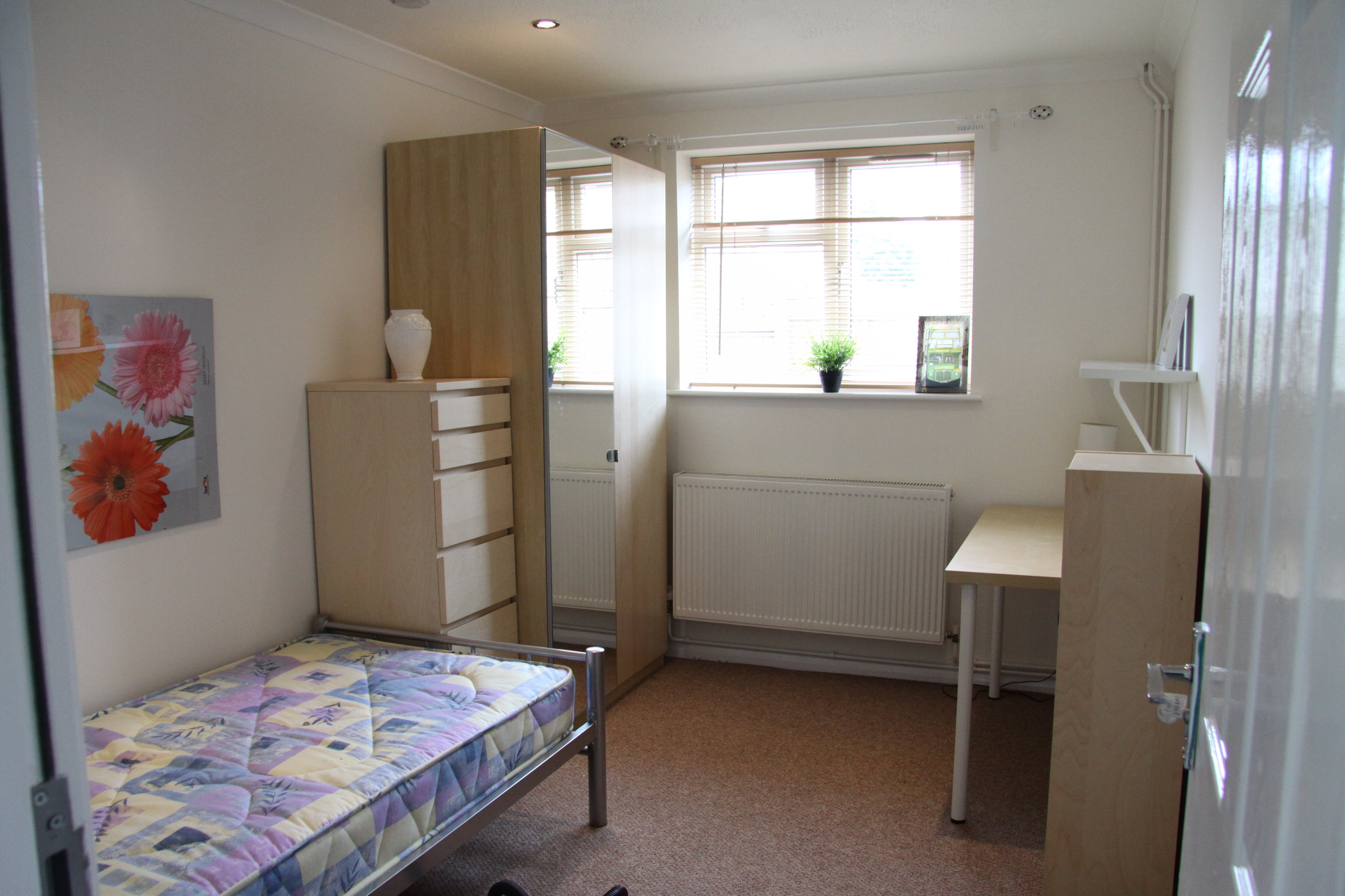 5 bed house to rent in Magnolia Drive, , CO4  - Property Image 4