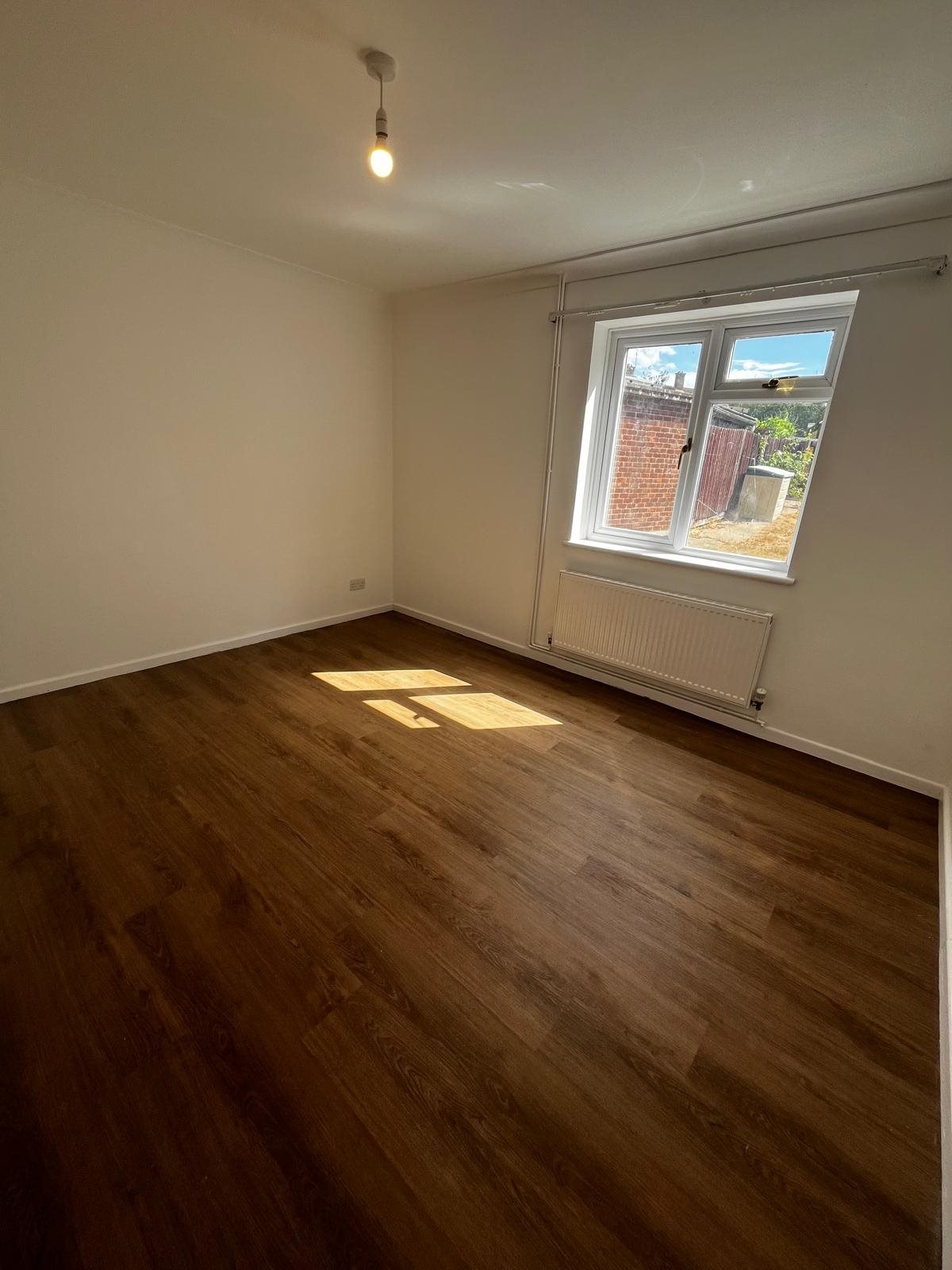 3 bed house to rent in Sycamore Road, , CO4 2