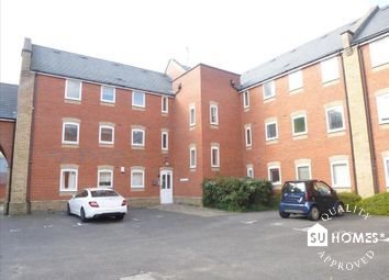 2 bed flat to rent in Meachen Road, , CO2