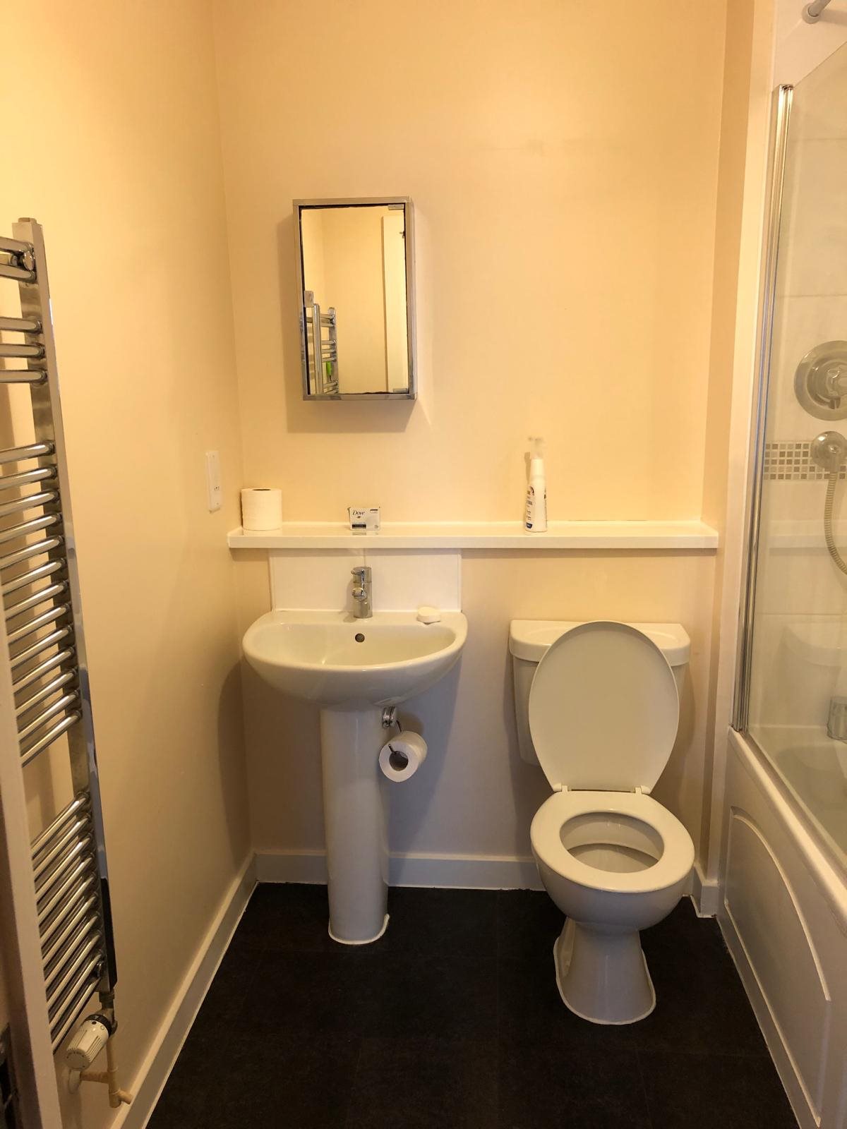 1 bed apartment to rent in Marine House, , CO2  - Property Image 6