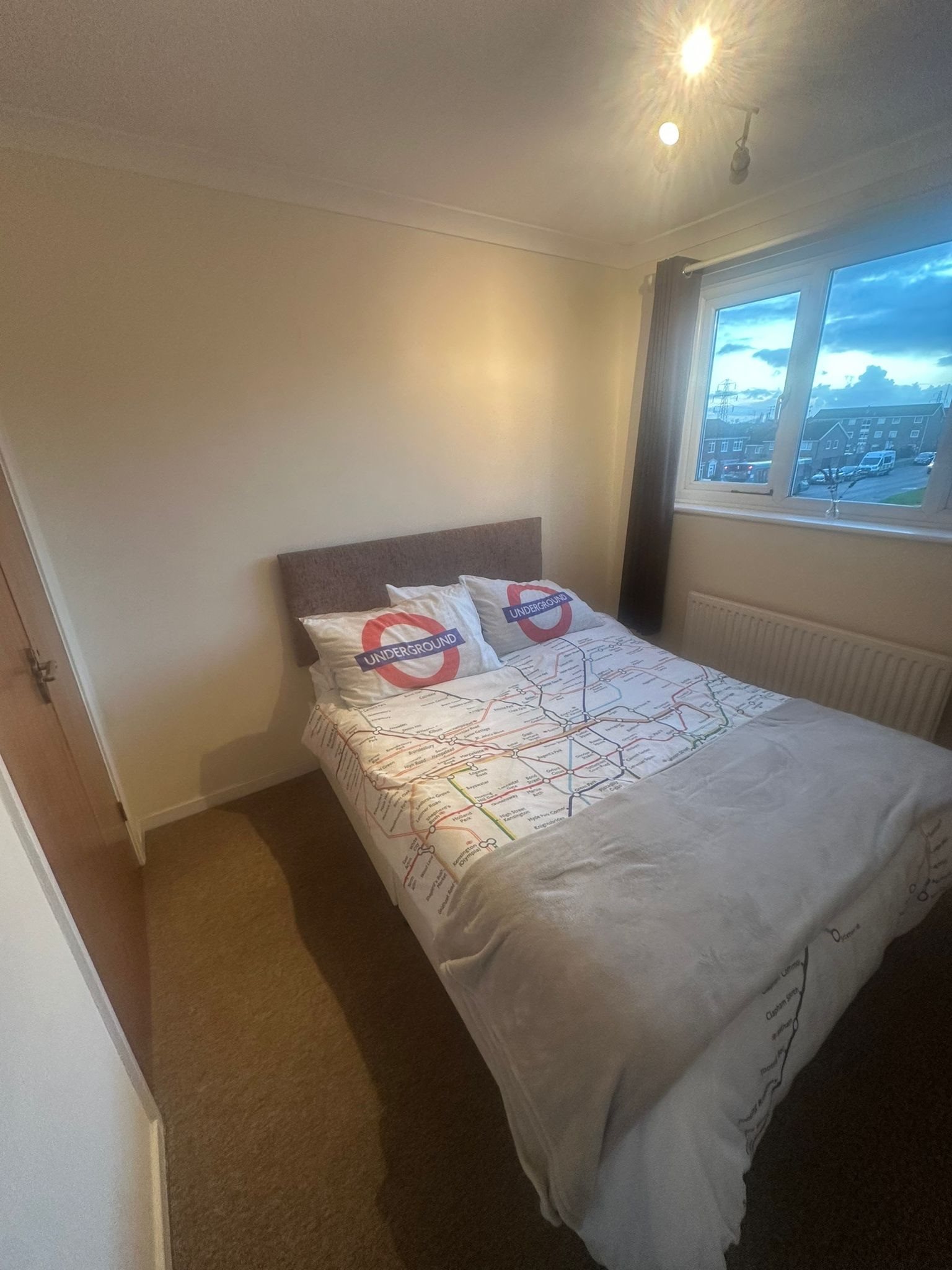 5 bed house to rent in Magnolia Drive, Colchester, CO4 6