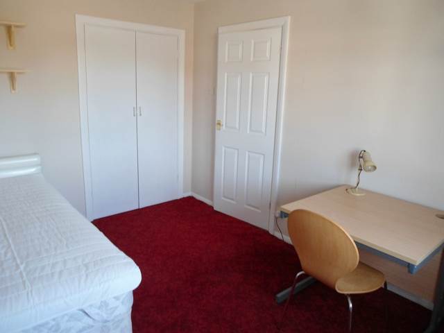 3 bed flat to rent in Hamlet Drive, Colchester, CO4 3