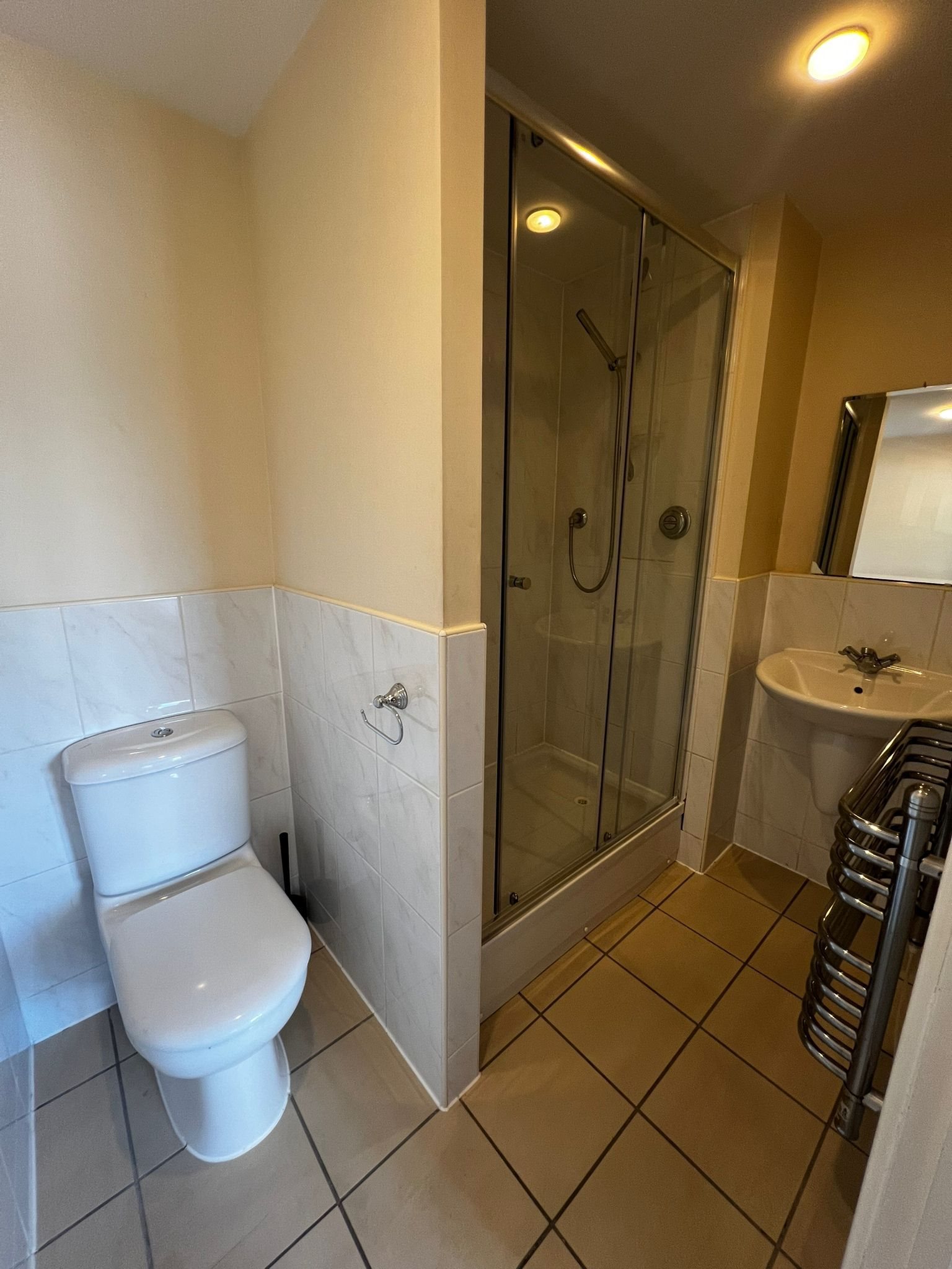 3 bed flat to rent in Lightship Way, Colchester, CO2  - Property Image 5