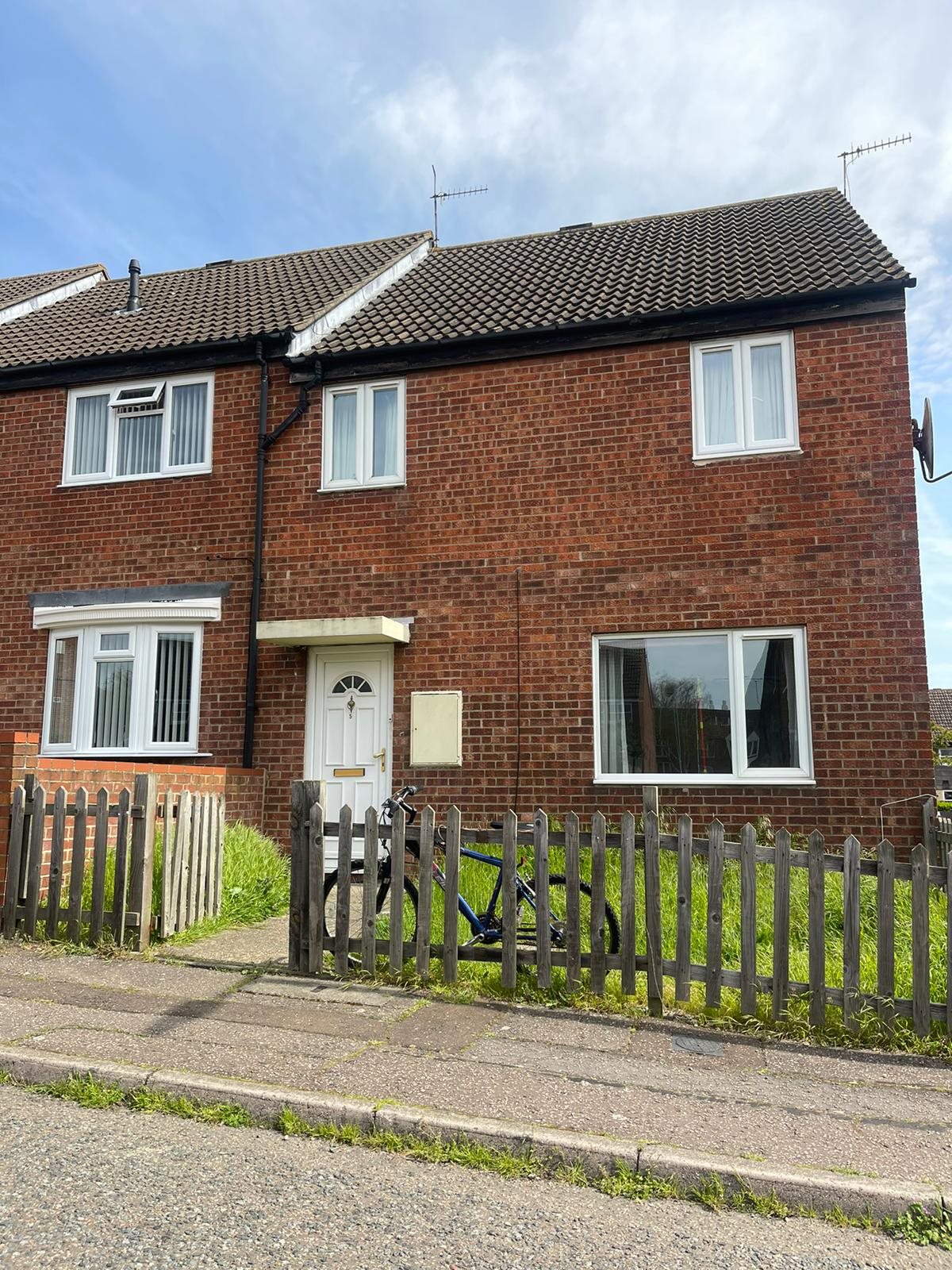 3 bed house to rent in Hunwicke Road, Colchester, CO4