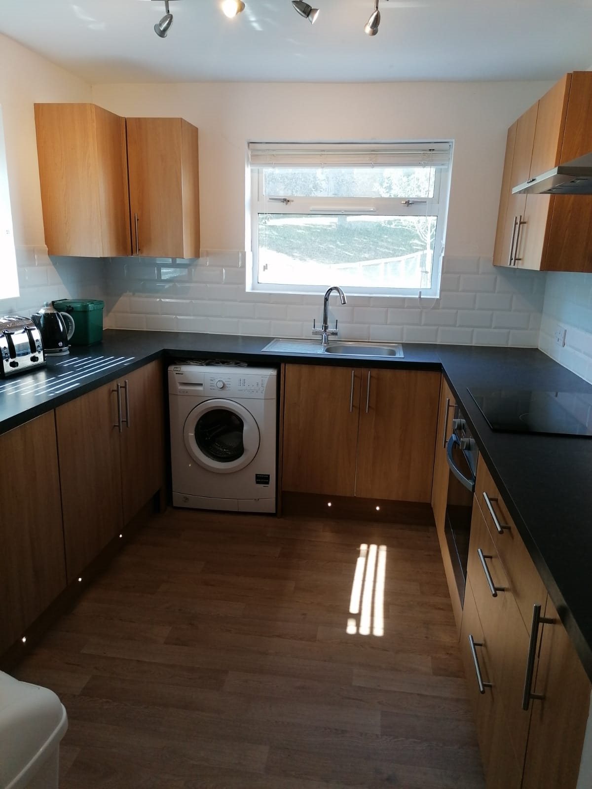 3 bed flat to rent in Titania Close, Colchester, CO4