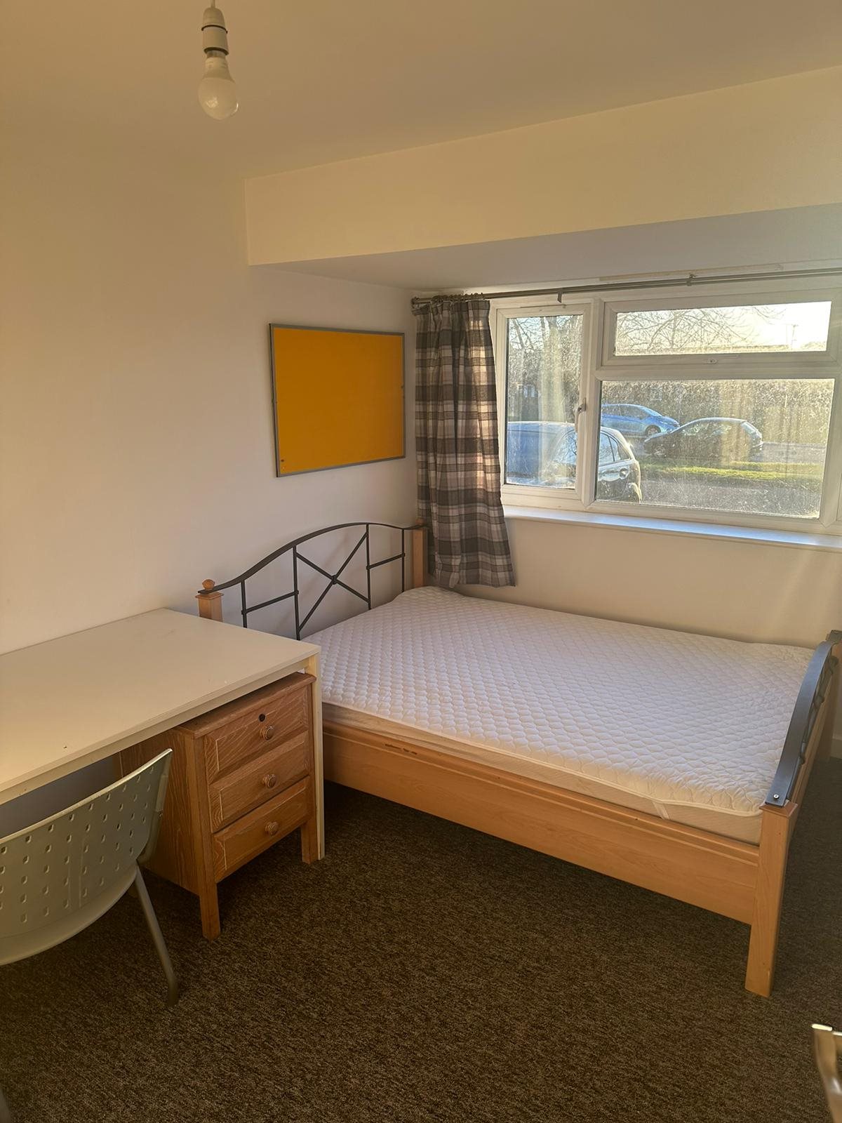 5 bed house to rent in St Andrews Avenue, Colchester, CO4 1