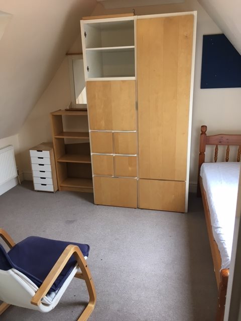 5 bed house to rent in Mascot Square, Hythe, CO4 10