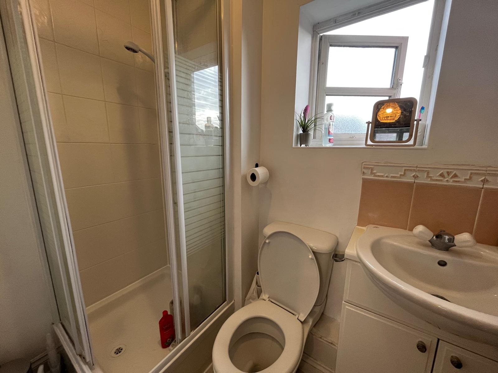 1 bed house / flat share to rent in Hatcher Crescent, , CO2 2