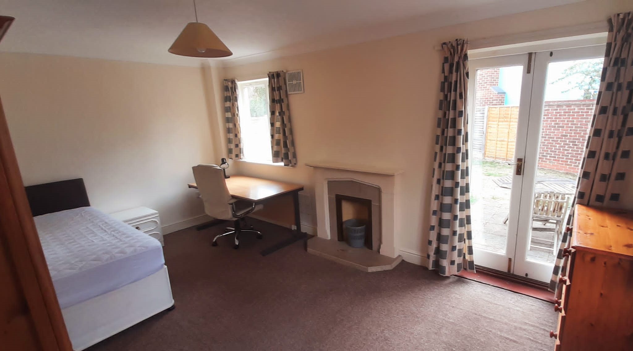 4 bed house to rent in Mascot Square, Colchester , CO4 1