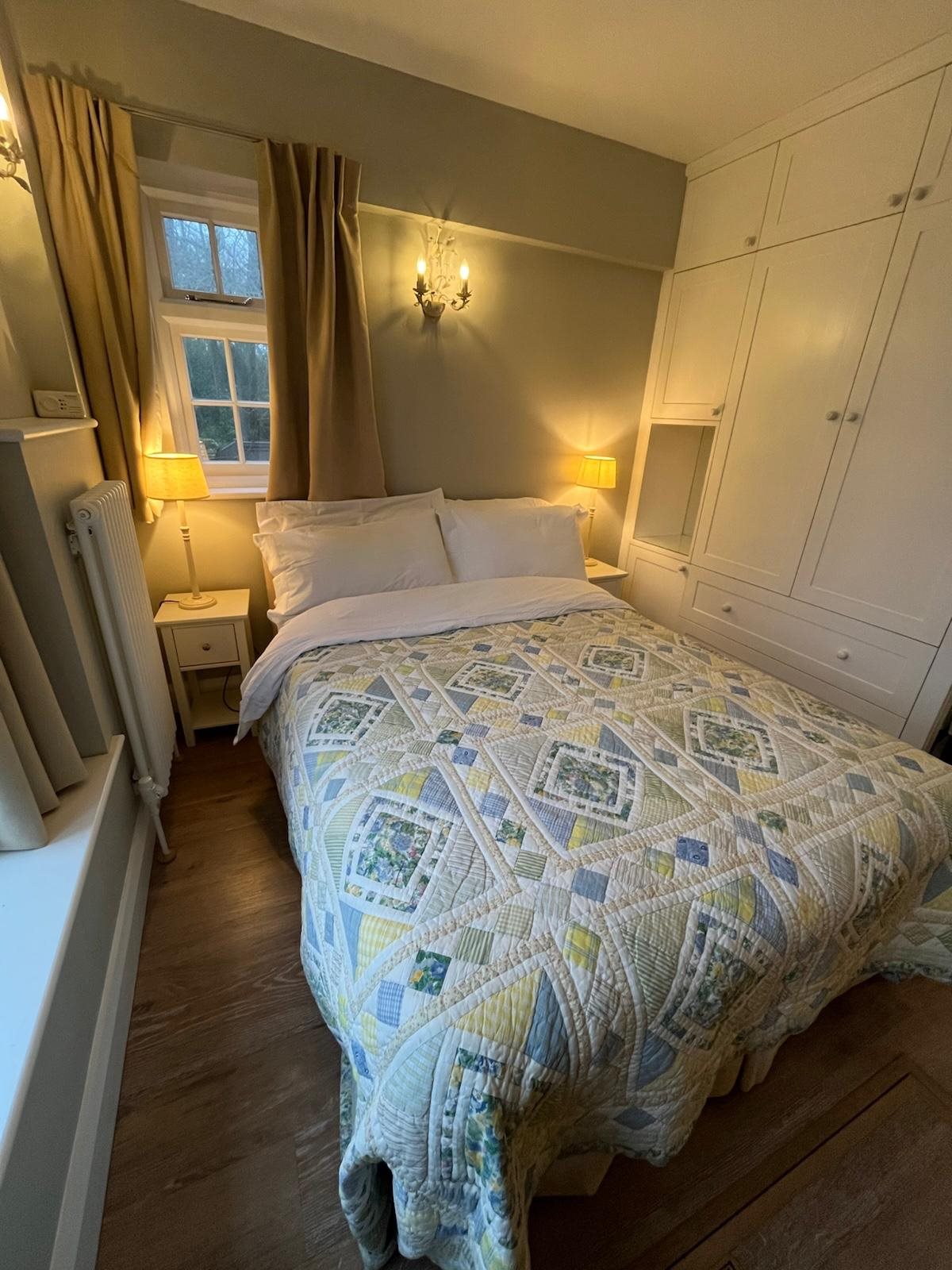 1 bed apartment to rent in Hadleigh Road, Higham, CO7 5