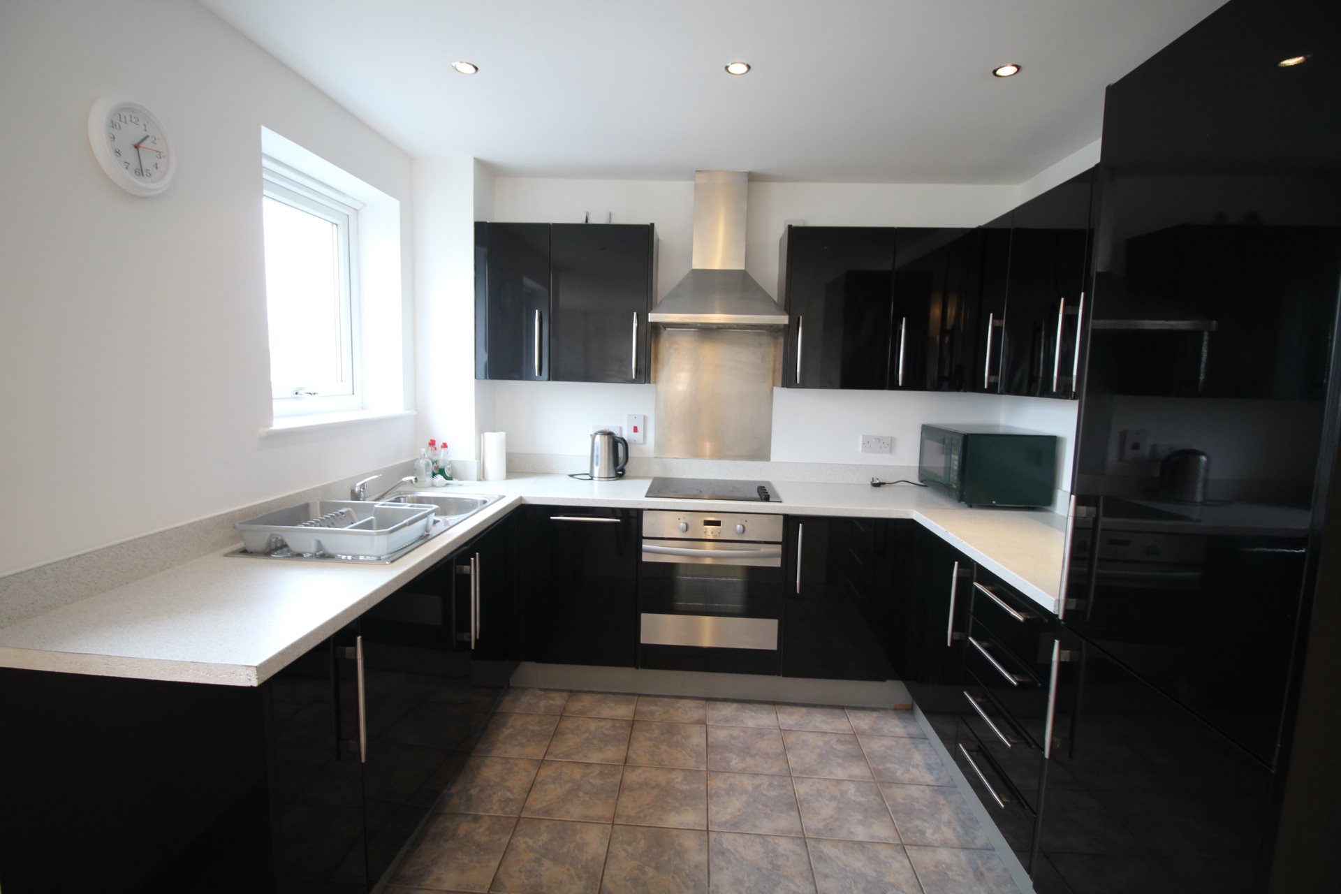 2 bed flat to rent in Caelum Drive, Hythe, CO2 1