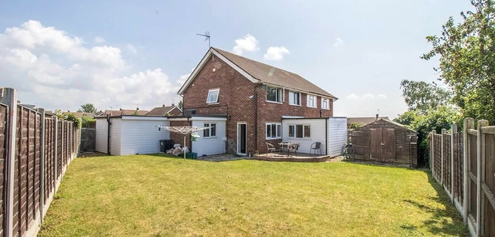 6 bed house to rent in Arnstones Close, Colchester, CO4 11