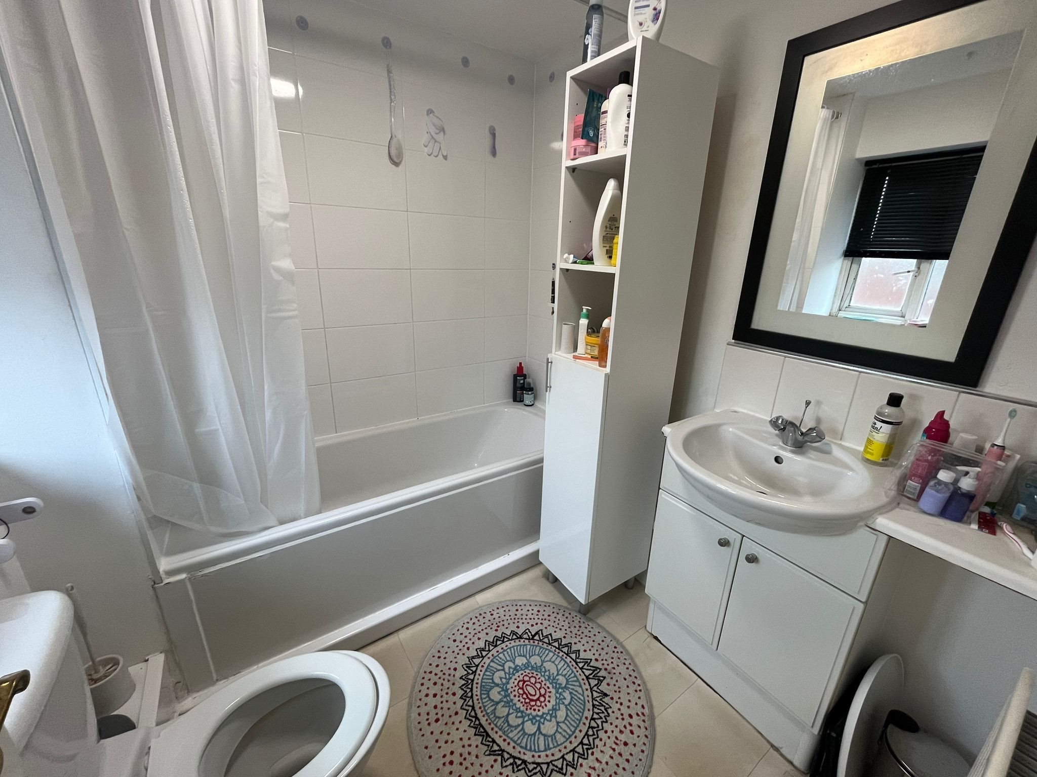 1 bed house / flat share to rent in Hatcher Crescent, , CO2  - Property Image 3
