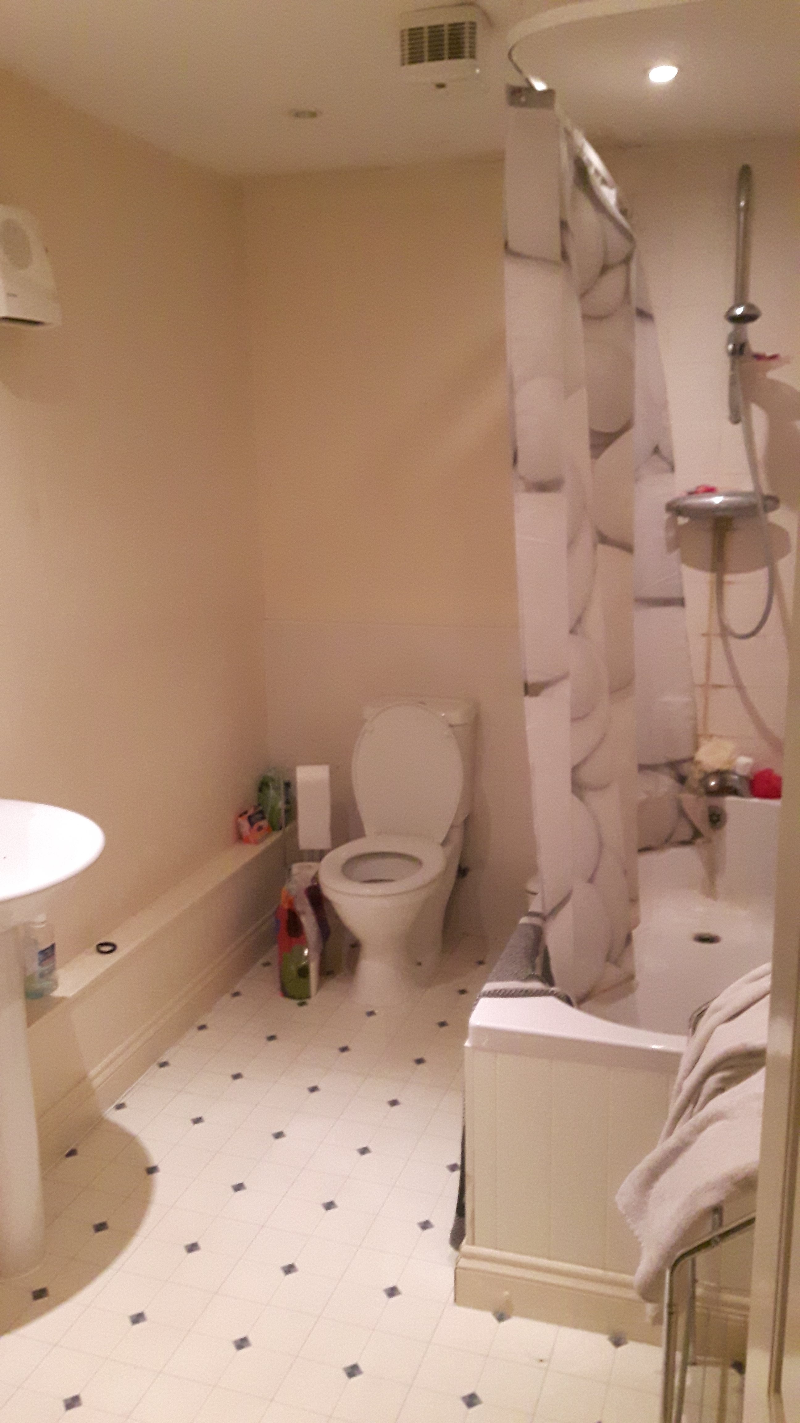1 bed flat to rent in Albany Gardens, Colchester, CO2 5