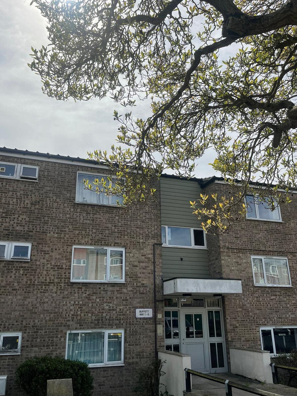 3 bed flat to rent in Buffett Way, Colchester, CO4 - Property Image 1