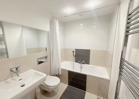 2 bed apartment to rent in Keel Point, Ship Wharf, CO2 - Property Image 1