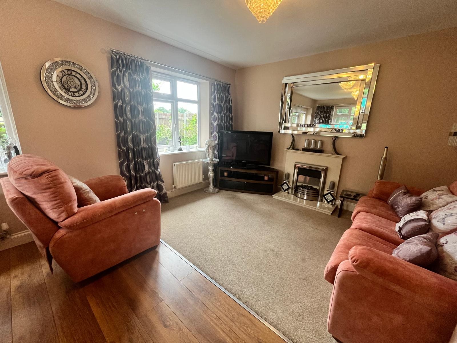 1 bed maisonette to rent in Heathfield, Clacton Road, CO16 2