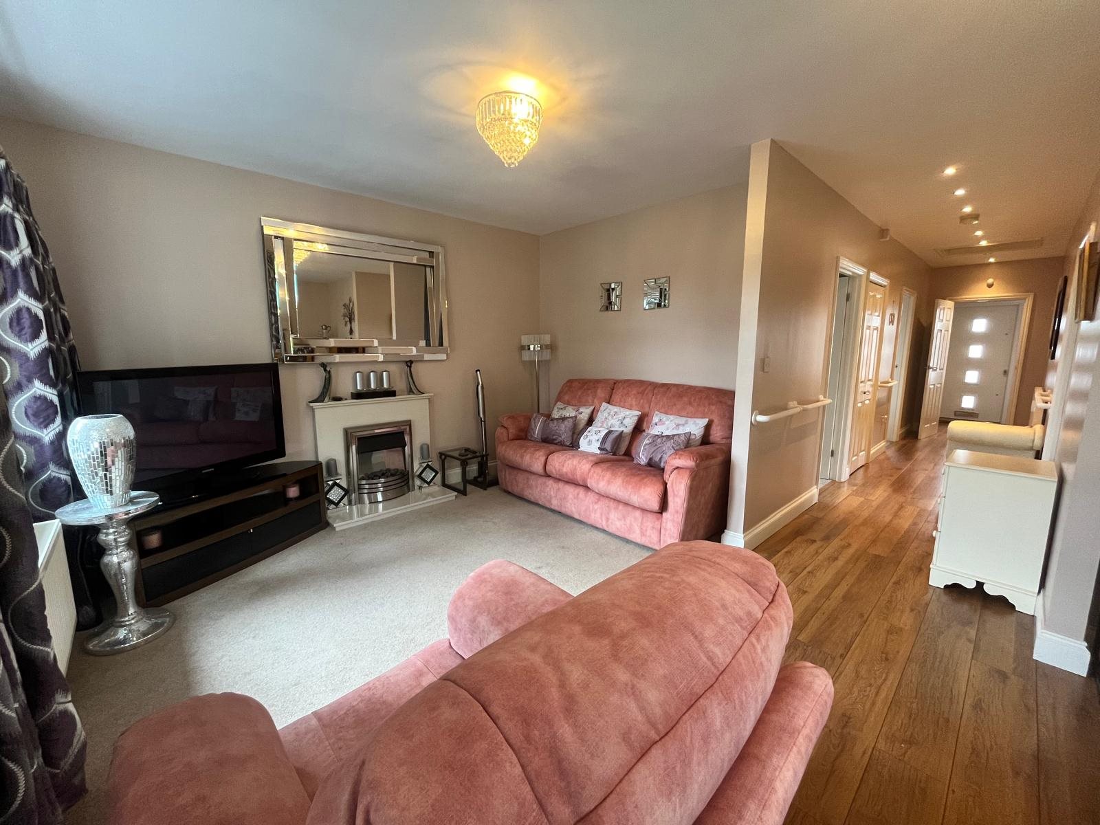 1 bed maisonette to rent in Heathfield, Clacton Road, CO16 1