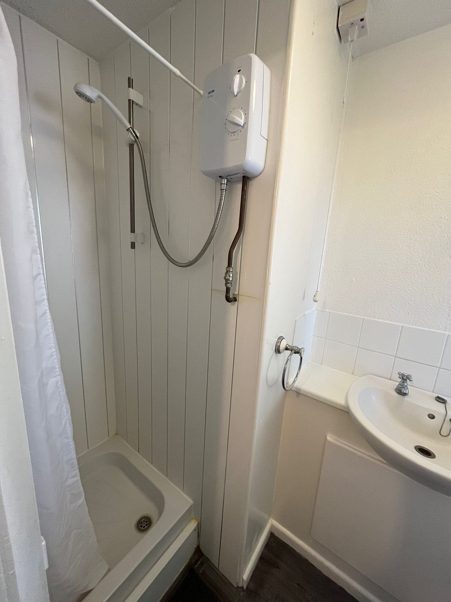 1 bed flat to rent in James Close, Wivenhoe, CO7  - Property Image 5