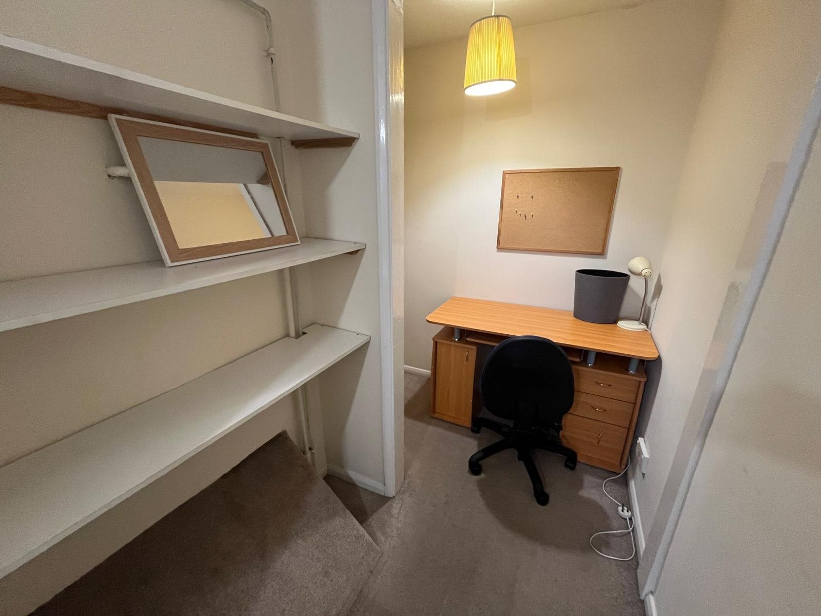 5 bed house to rent in Sullivan Close, , CO4 11