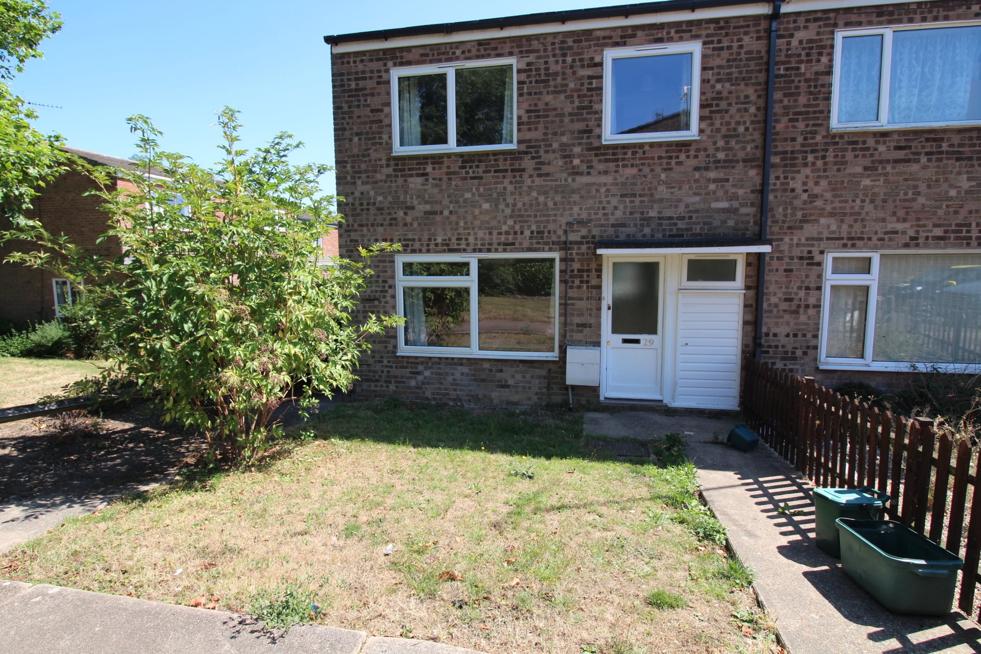 4 bed house to rent in Holborough Close, Colchester, CO4  - Property Image 1
