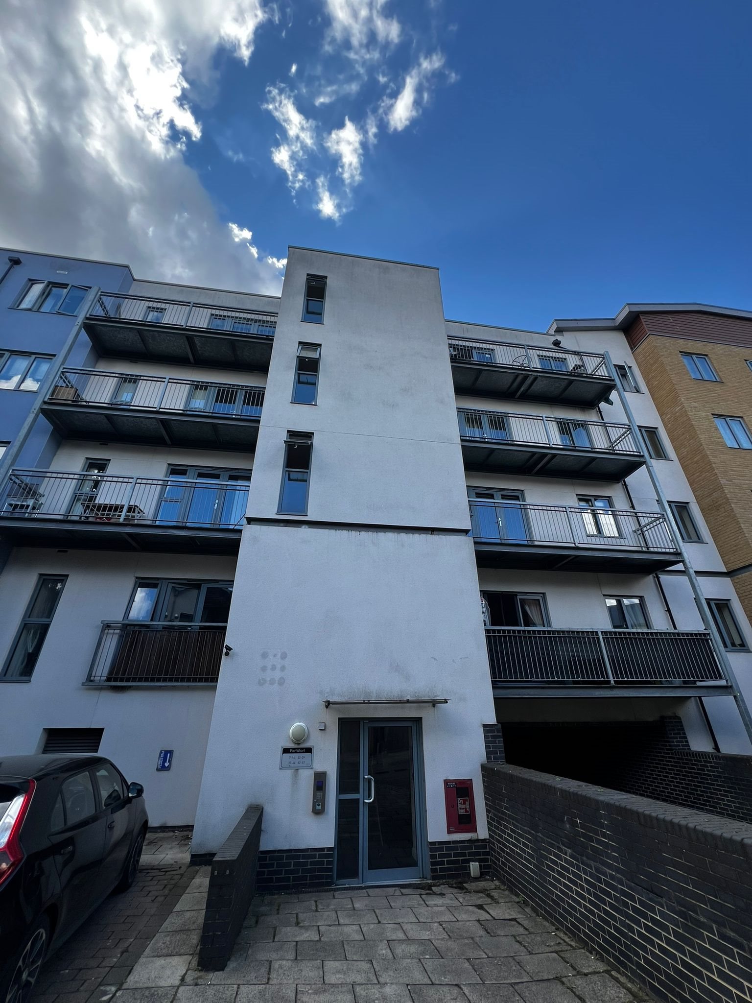 3 bed apartment to rent in Pier Wharf, , CO2  - Property Image 1