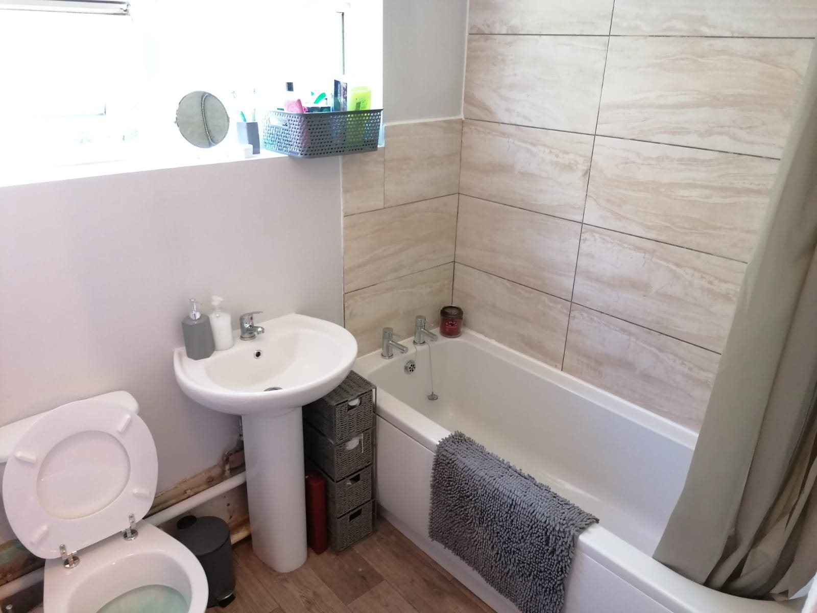 1 bed house / flat share to rent in Cyril Child Close, , CO4 3