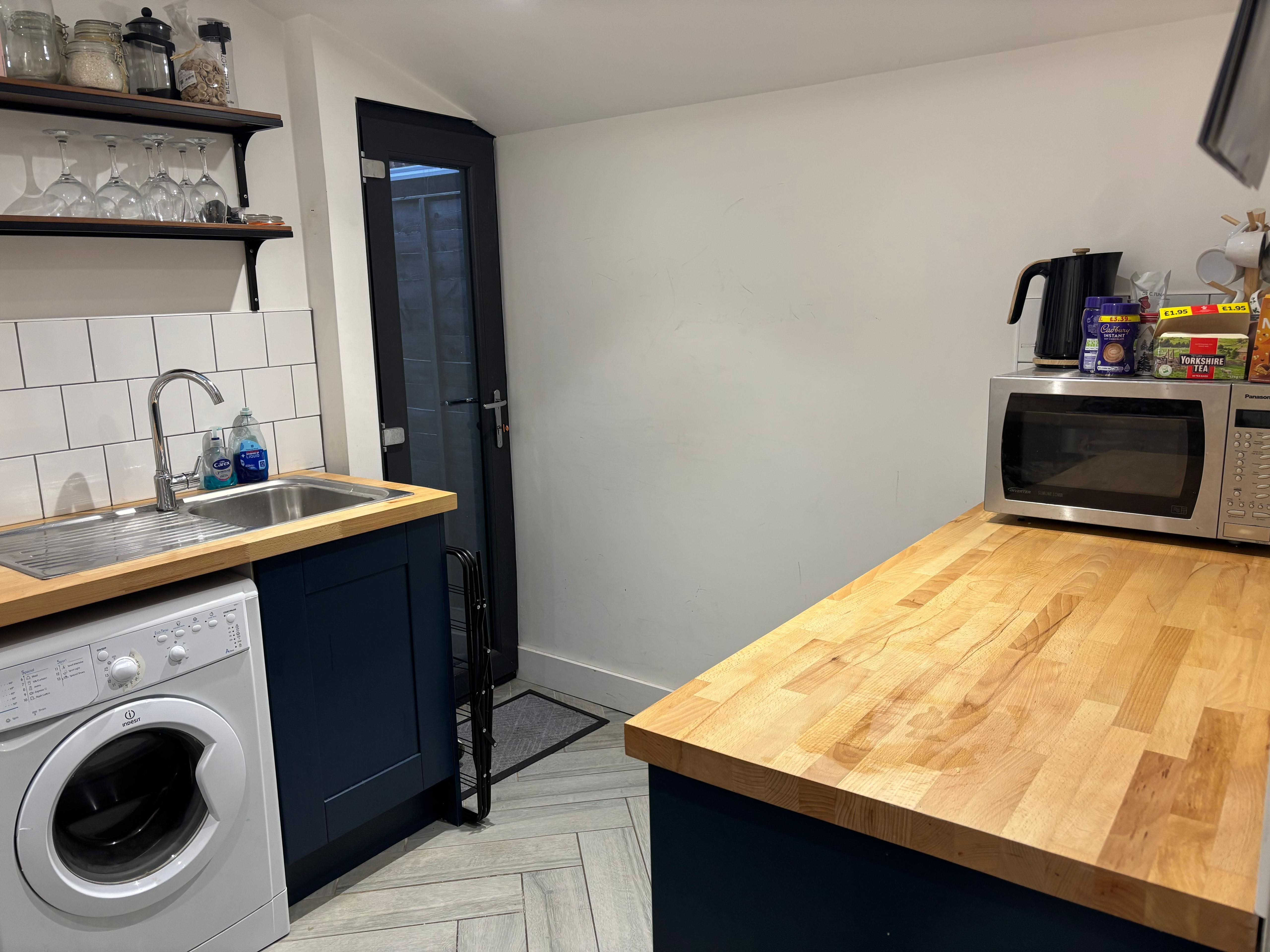 2 bed house to rent in The Cross, , CO7 4