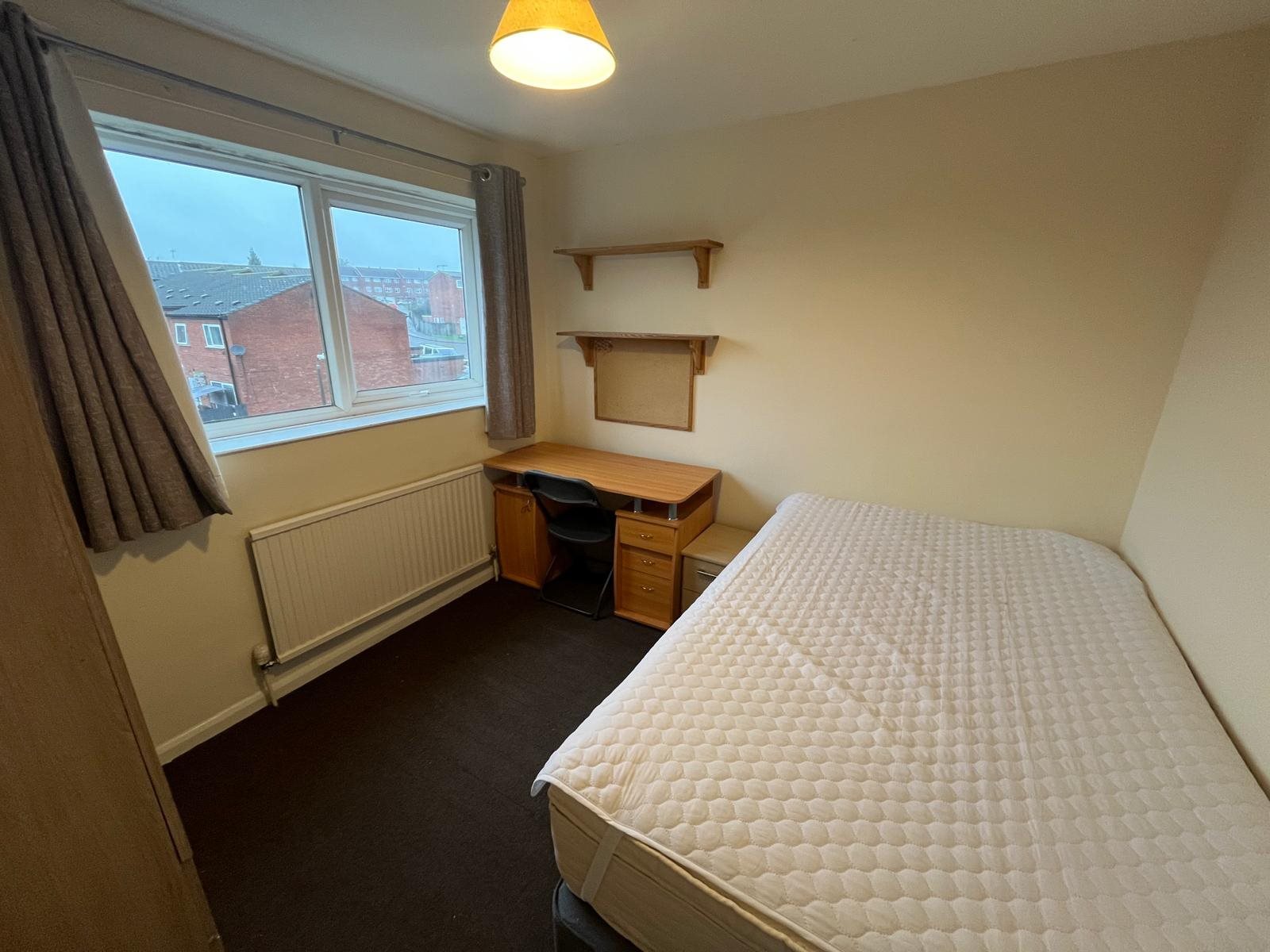 1 bed house / flat share to rent in Sullivan Close, , CO4  - Property Image 1