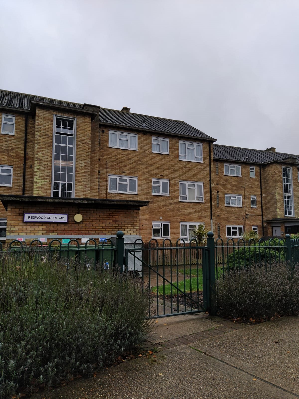 3 bed flat to rent in Redwood Court, Colchester, CO4 0