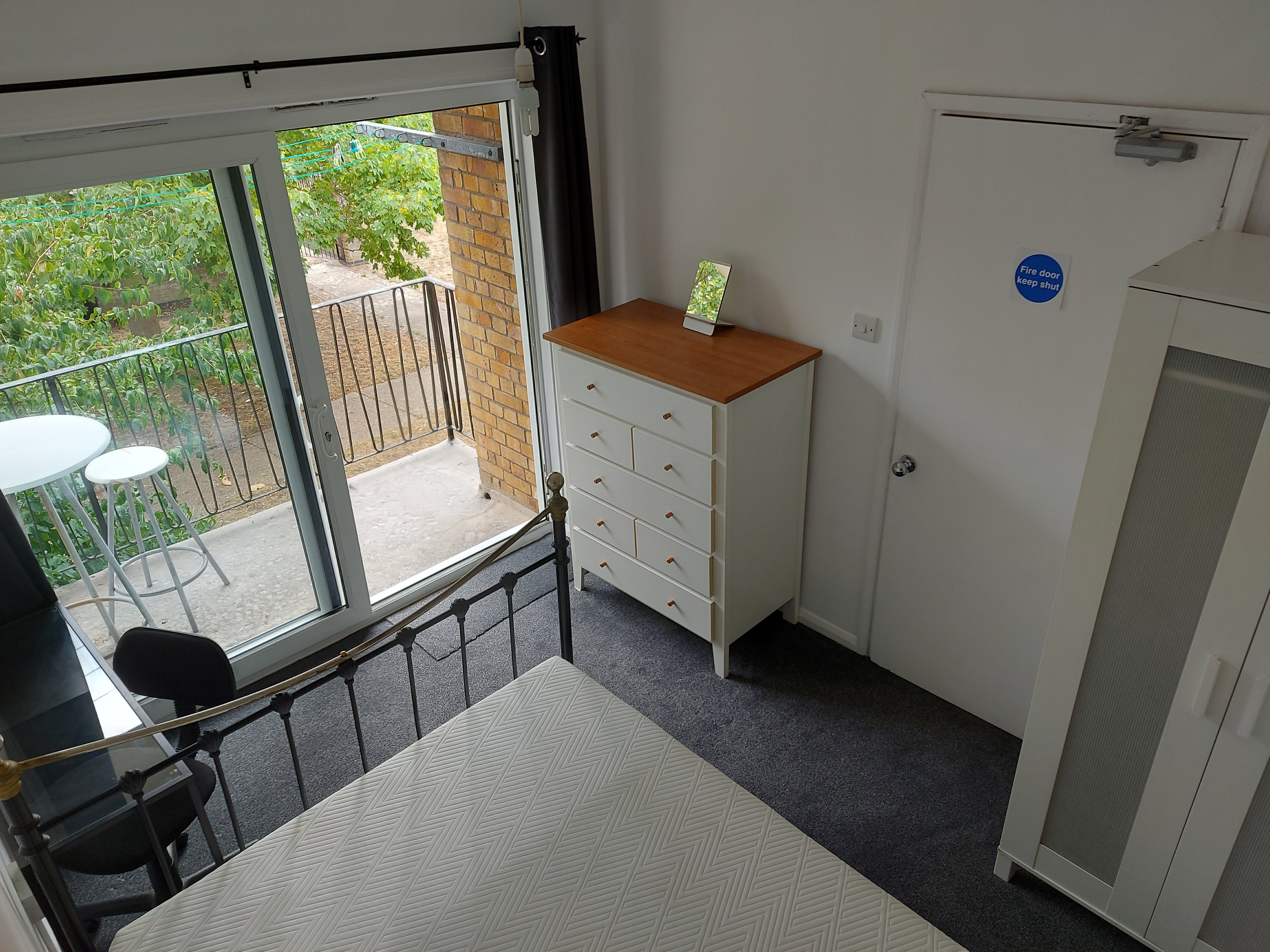 3 bed flat to rent in Redwood Court, Colchester, CO4  - Property Image 2