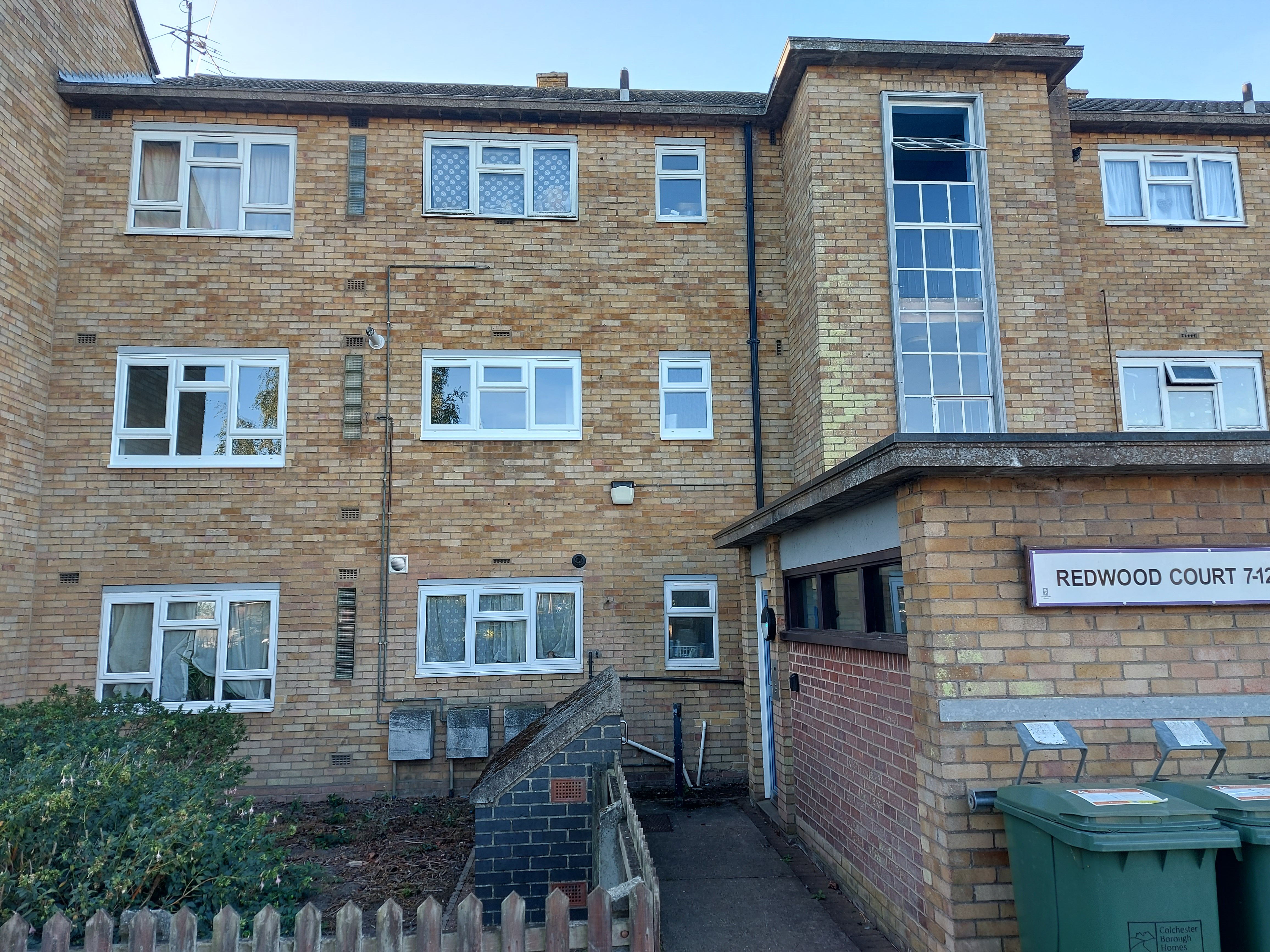 3 bed flat to rent in Redwood Court, Colchester, CO4