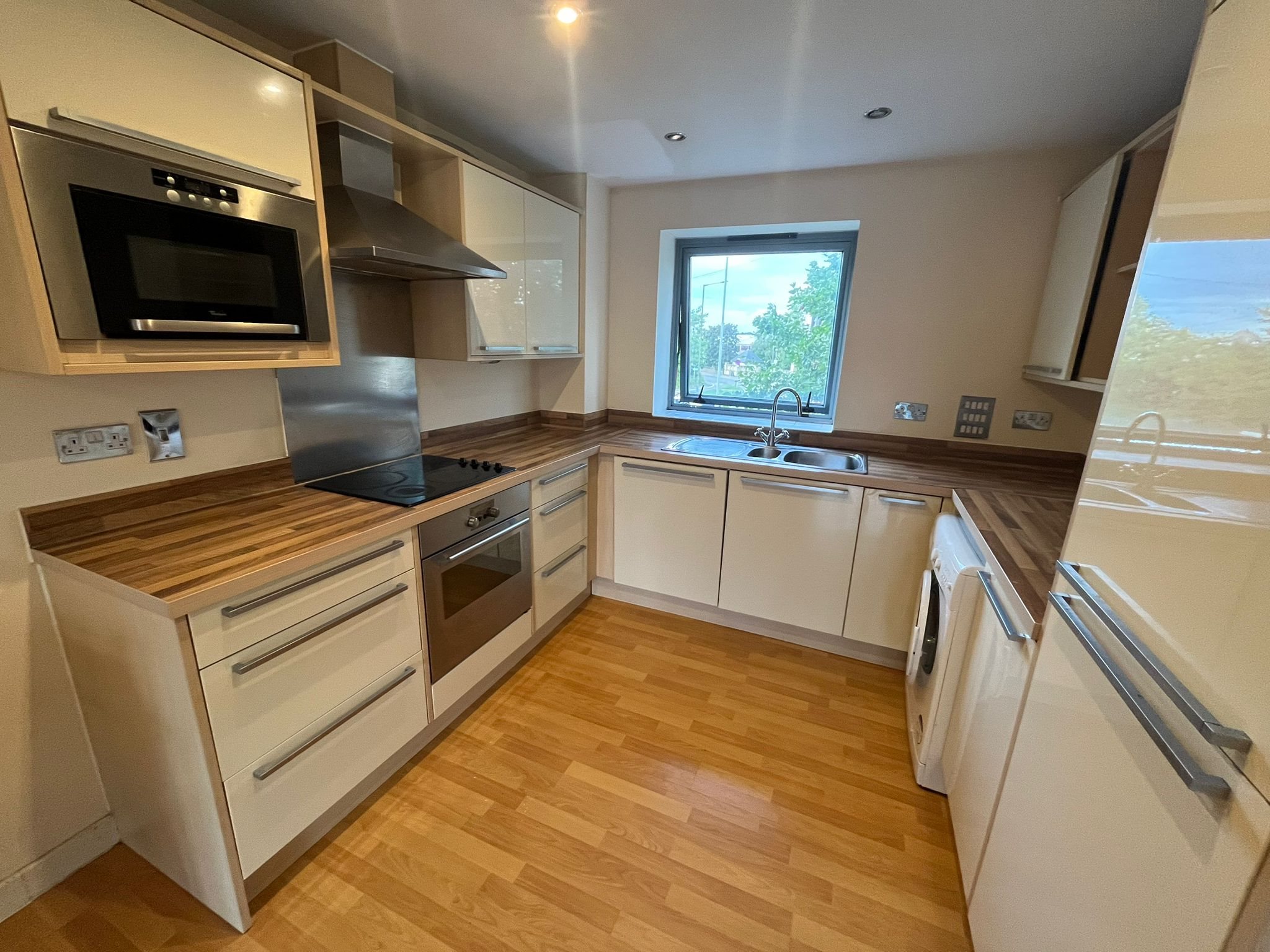 2 bed apartment to rent in Quayside Drive, , CO2 2