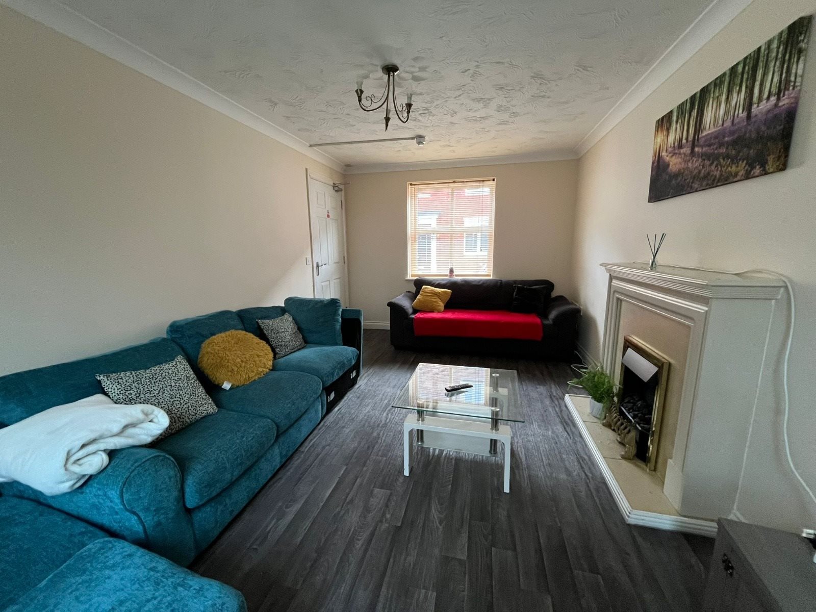 6 bed house to rent in Hatcher Crescent, , CO2 2