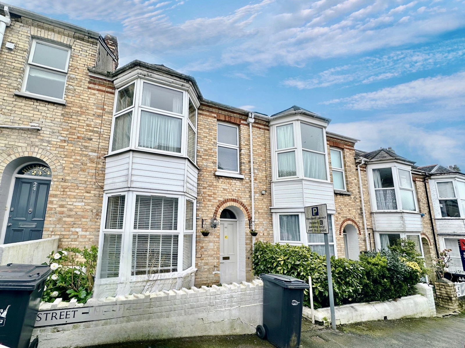 Guide Price £270,000