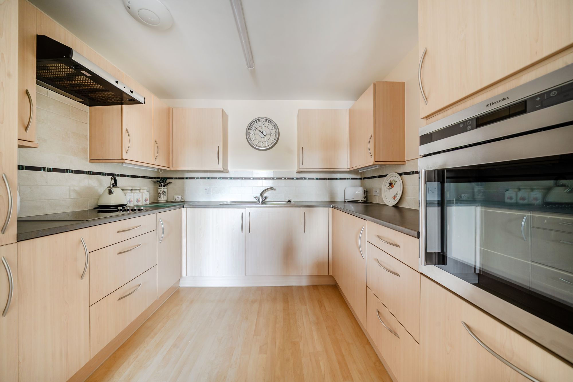 2 bed retirement property for sale in Trafalgar Road, Marina Court Trafalgar Road, GL20  - Property Image 6