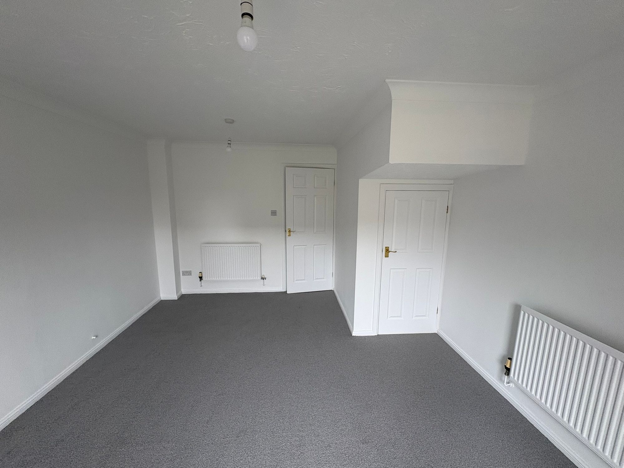 2 bed terraced house to rent in Barnfields, Gloucester, GL4 2