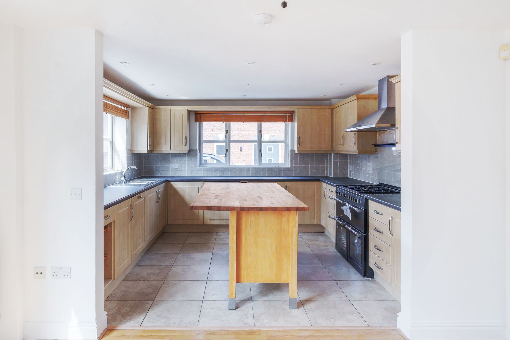 4 bed detached house for sale in Ribston Mews | Off Stroud Road  - Property Image 7