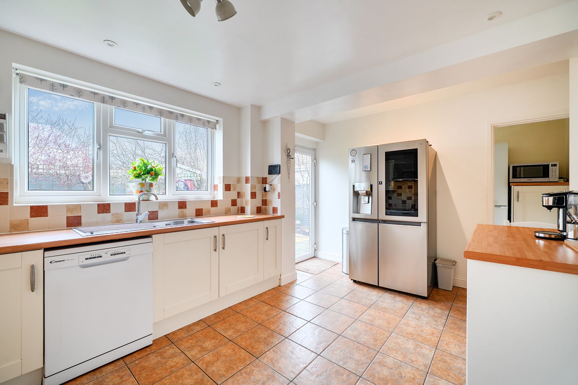 4 bed detached house for sale in Queensmead, Bredon, GL20  - Property Image 8