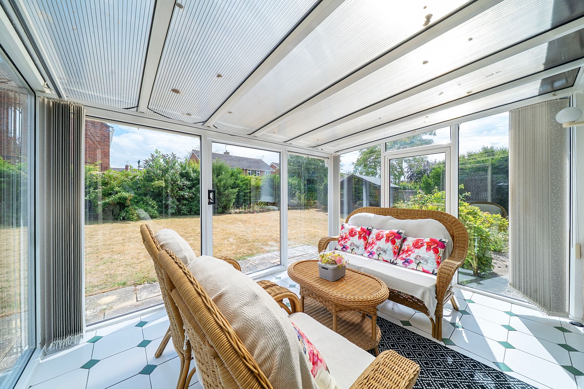 3 bed detached bungalow for sale in The Coppice | Newtown | Tewkesbury 8