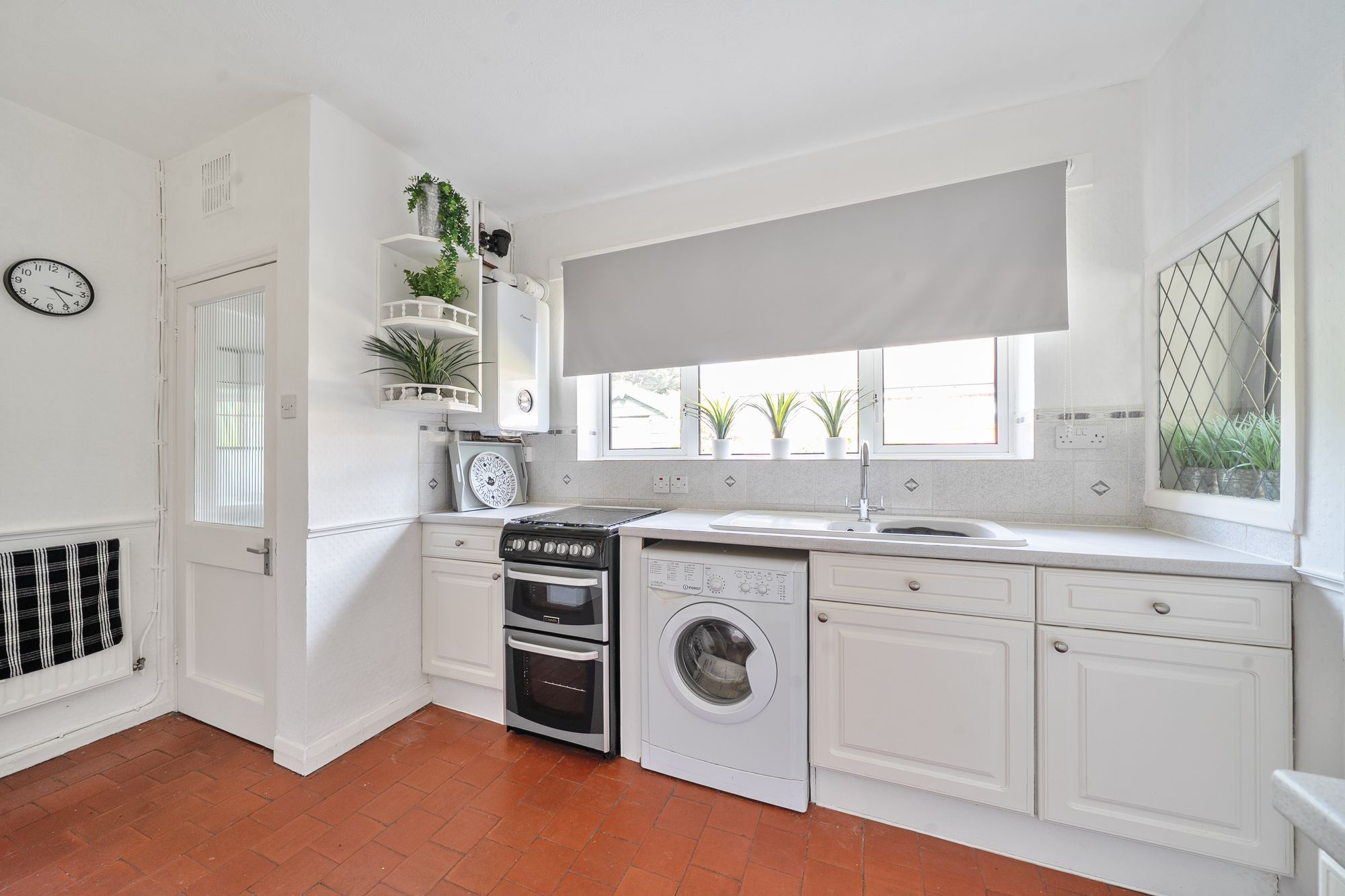 3 bed detached bungalow for sale in The Coppice | Newtown | Tewkesbury  - Property Image 6