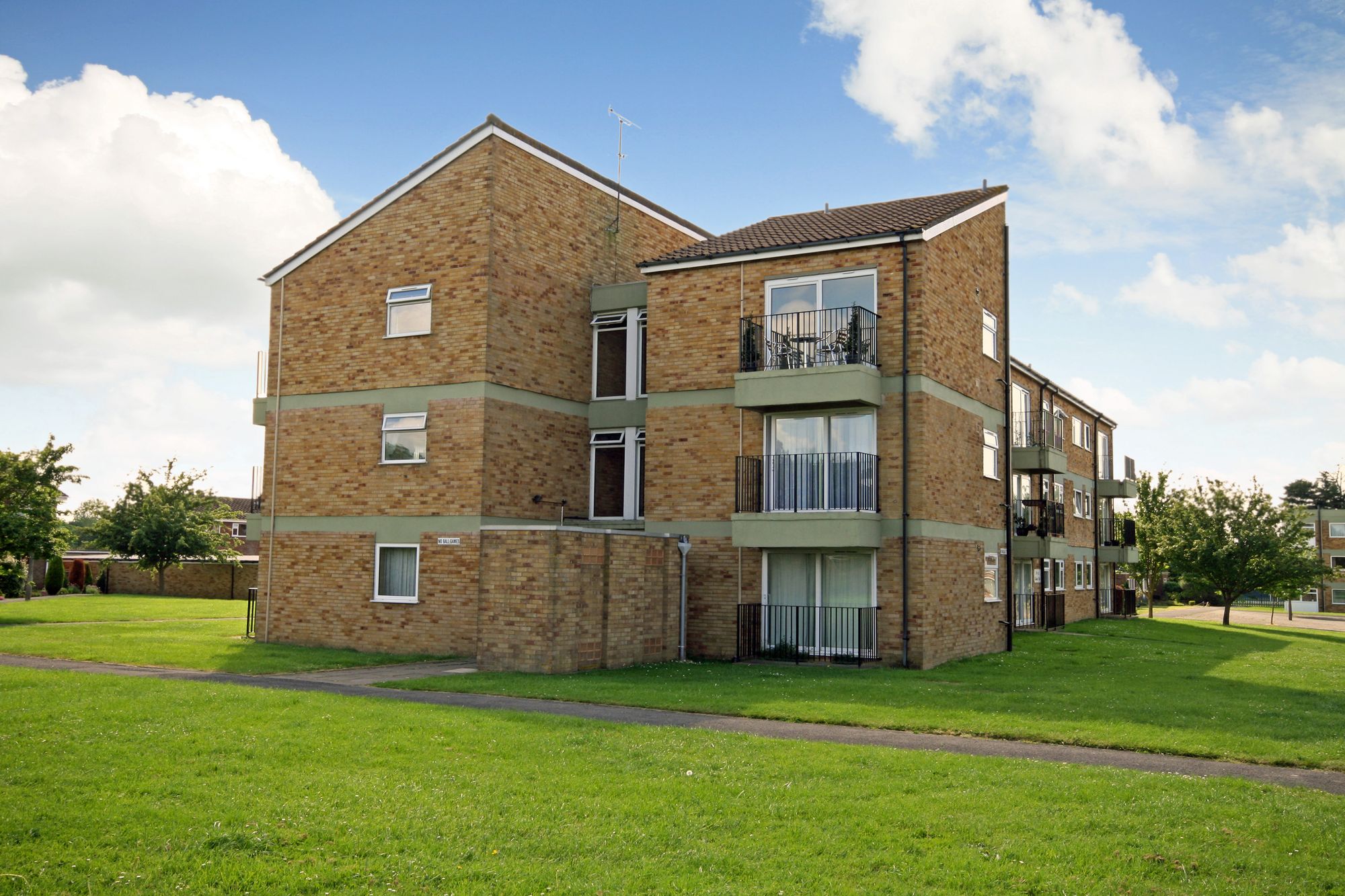 1 bed apartment for sale in Golden Vale, Churchdown, GL3 0
